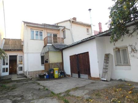 eladó családi ház, Eger