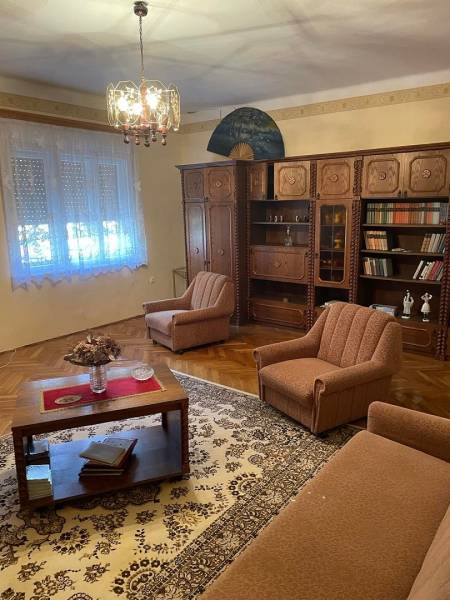 eladó családi ház, Eger