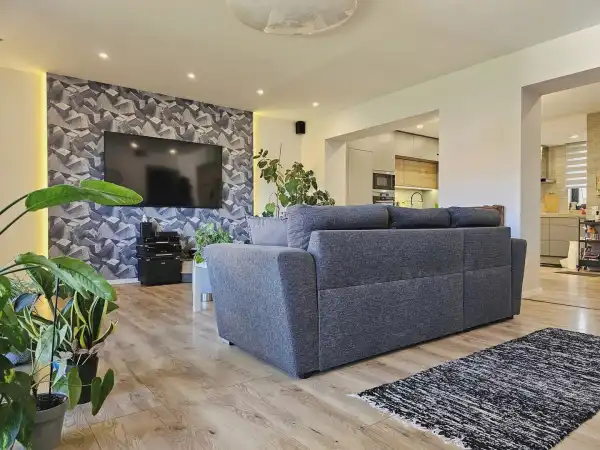 Eladó családi ház, Eger 5 szoba 179 m² 149.9 M Ft