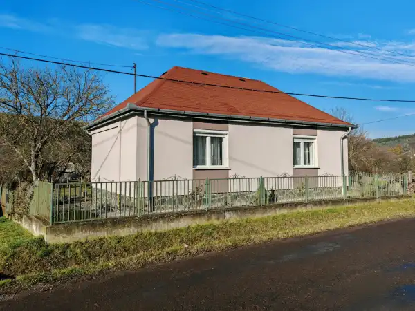 Eladó családi ház, Egerbocs 2 szoba 67 m² 29.9 M Ft