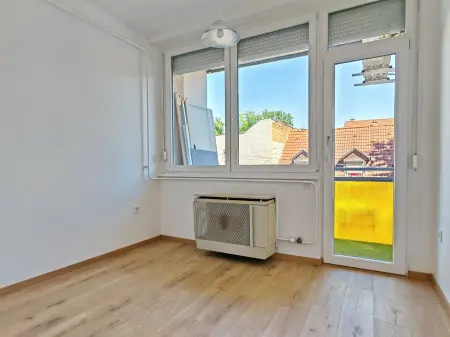 Eladó panellakás, Eger 3 szoba 55 m² 52.9 M Ft