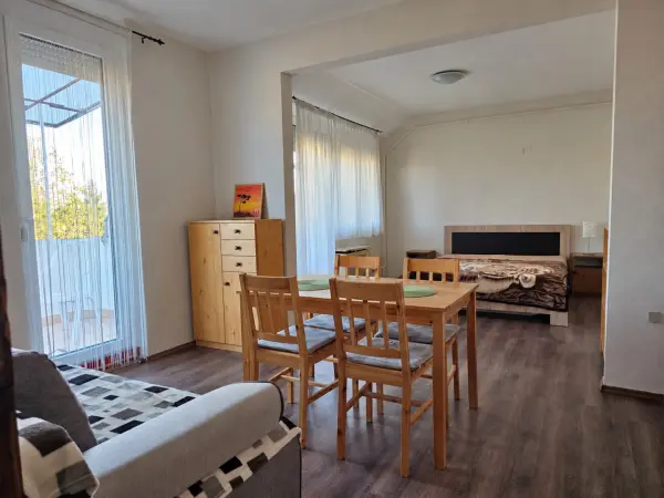 Eladó panellakás, Eger 1 szoba 39 m² 32.9 M Ft