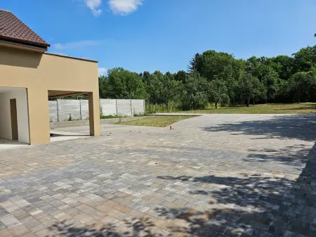 Eladó téglalakás, Eger 3 szoba 70 m² 79.9 M Ft