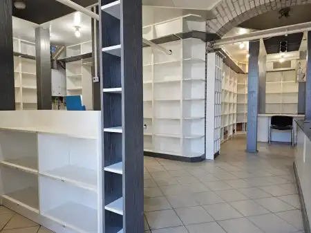 Eladó üzlet, Eger 1+1 szoba 59 m² 44.9 M Ft
